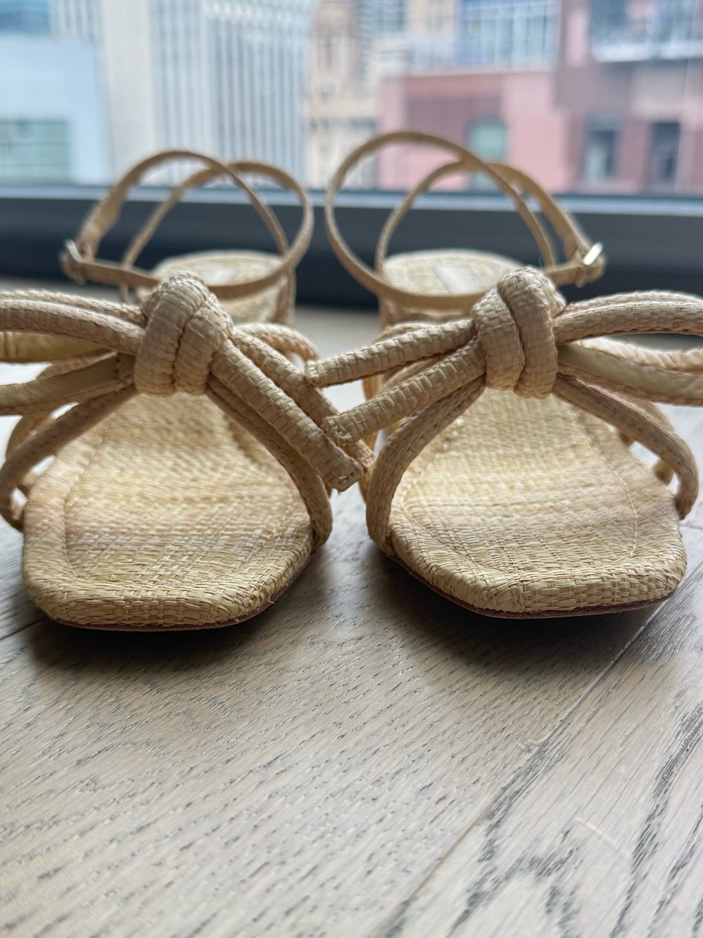 805 Loeffler Randall Natural Straw Mikel Mid Heel Bow Sandal 9.5 - Picture 6 of 11